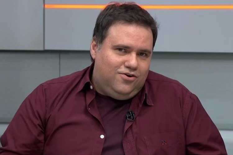 Rodrigo Rodrigues está hospitalizado em unidade médica privada no Rio de Janeiro